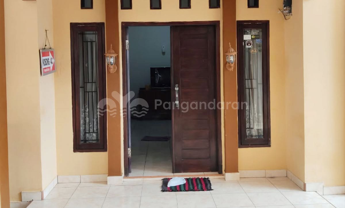 Homestay di Pantai Timur Pangandaran Kapasitas Hingga 15 Orang